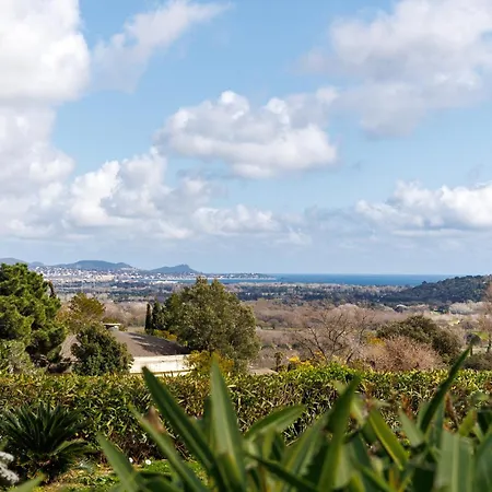 Au Domaine Du Golf Yourhosthelper * Roquebrune-sur-Argens